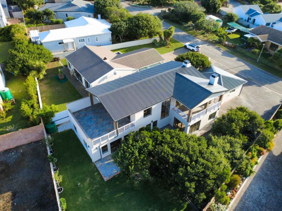 3 Bedroom Property for Sale in Stilbaai Wes Western Cape